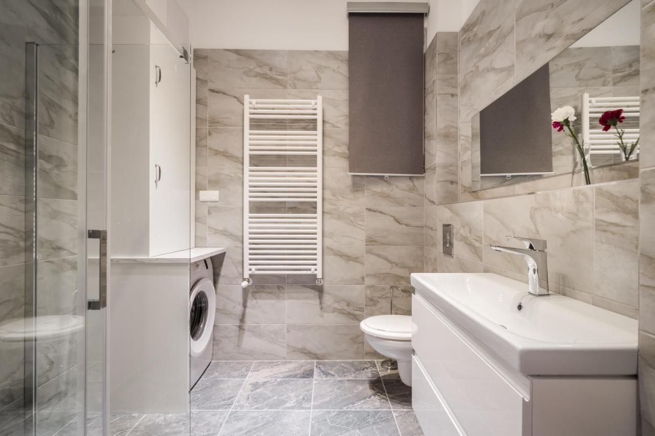 Bpr Sirius Suite With A/C Budapest Exteriör bild