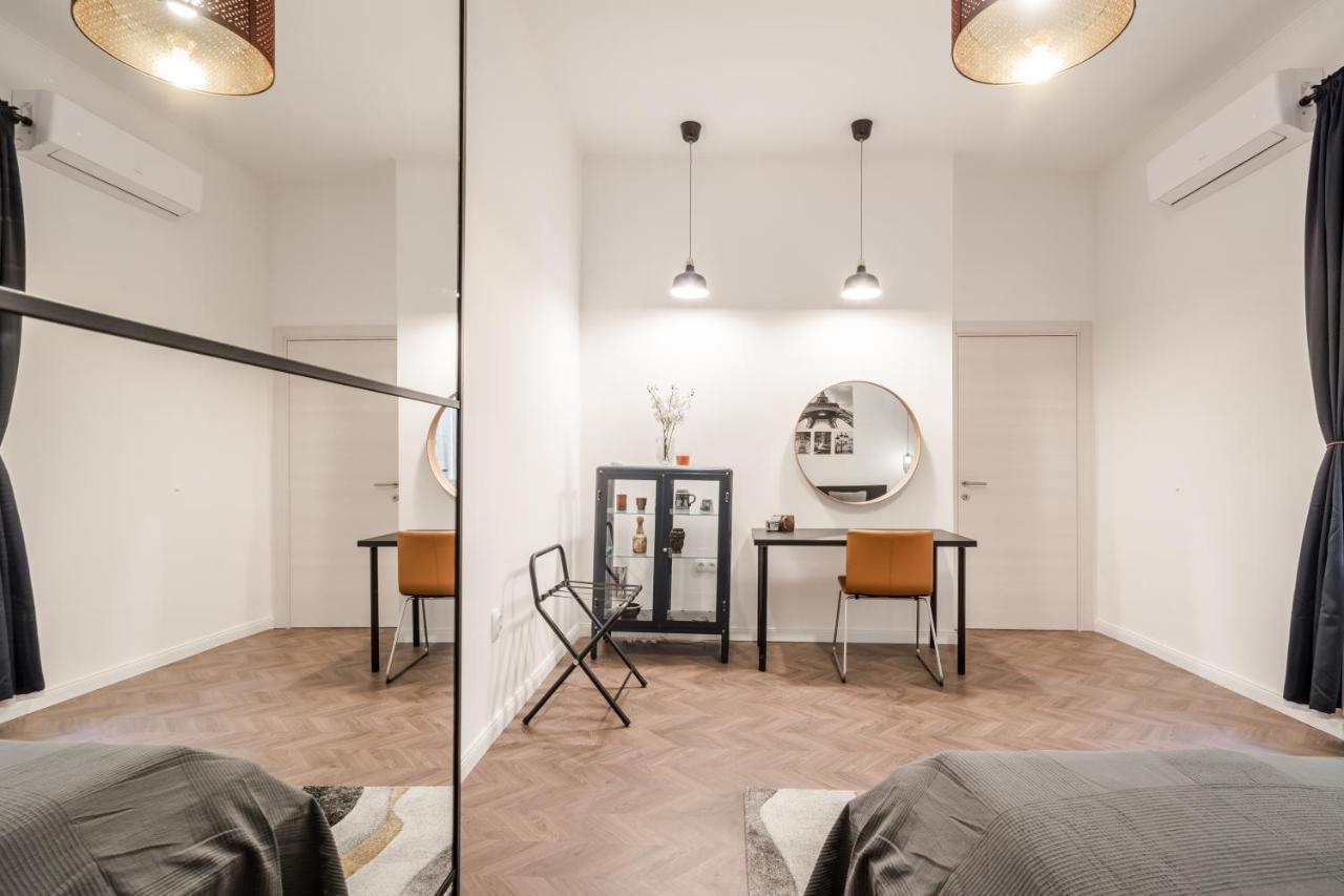 Bpr Sirius Suite With A/C Budapest Exteriör bild